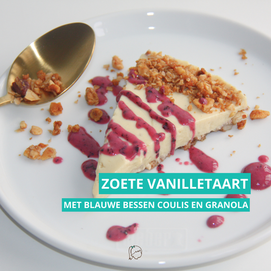 Zoete vanilletaart met blauwe bessen en granola🫐